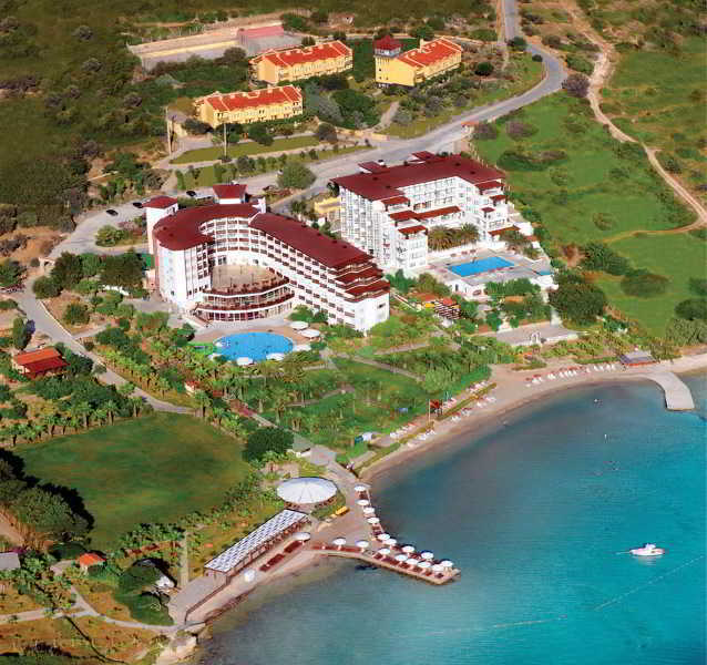 Cesme Palace Resort Екстериор снимка